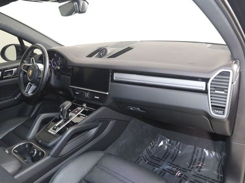 Used 2023 Porsche Cayenne Platinum Edition AWD/4WD image 47