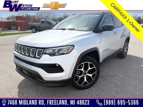 Used 2025 Jeep Compass Limited image 1