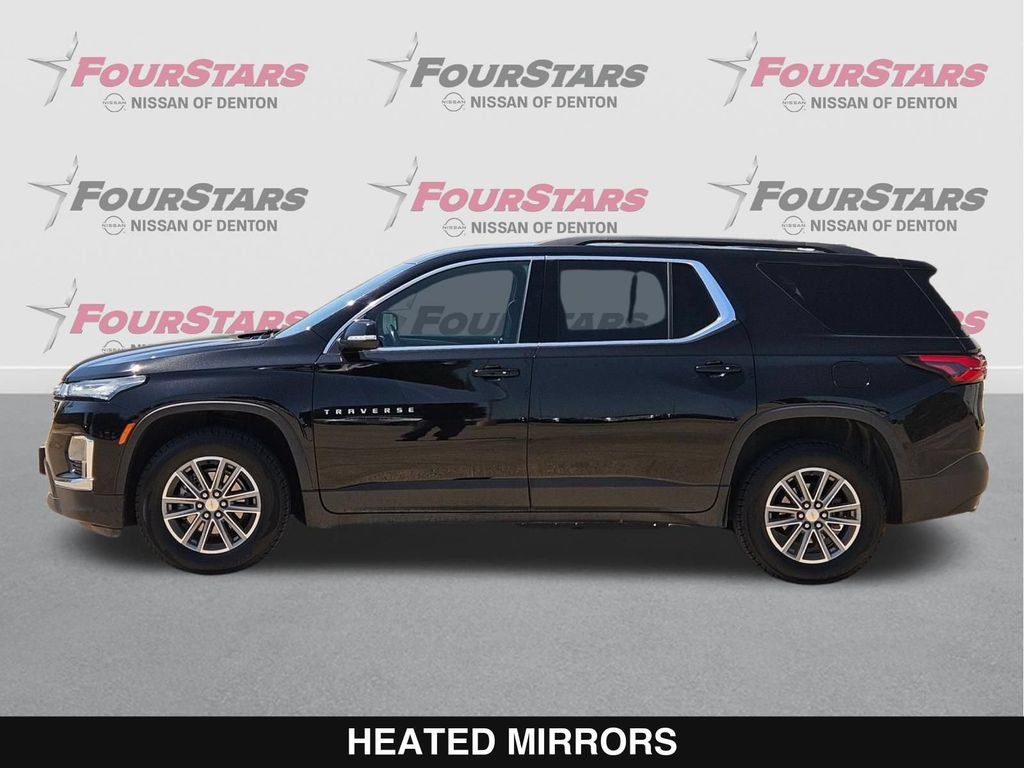 Used 2022 Chevrolet Traverse LT FWD image 7