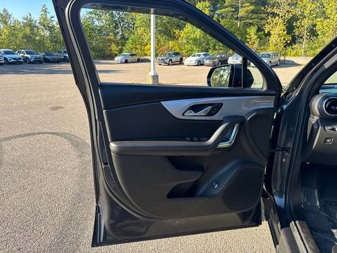 Used 2022 Chevrolet Blazer LT image 25