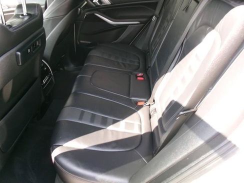 Used 2020 BMW X5 xDrive40i w/ Premium Package AWD/4WD image 25