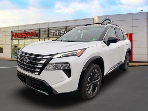 New 2026 Nissan Rogue Platinum w/ Platinum Premium Package image 2