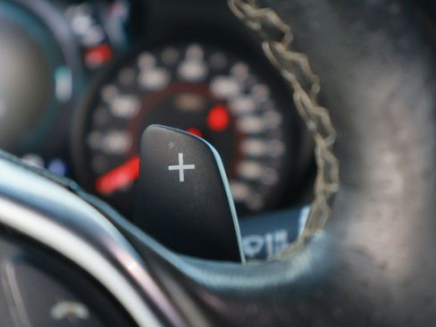 Used 2017 Chevrolet Camaro SS image 20