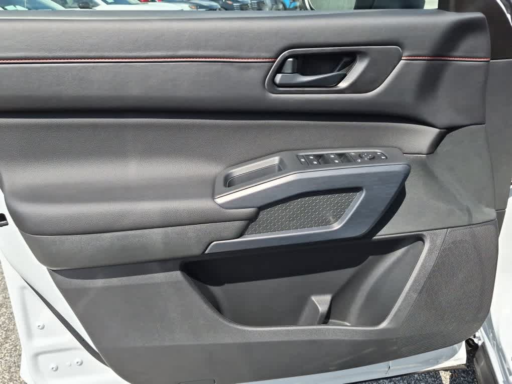 New 2026 Nissan Pathfinder Rock Creek AWD/4WD image 10