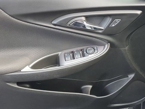 Used 2023 Chevrolet Malibu LT image 14