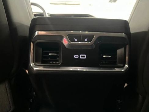Used 2023 GMC Sierra 1500 Denali Ultimate AWD/4WD image 29