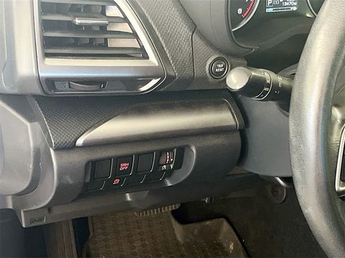 Used 2023 Subaru Forester Premium image 10