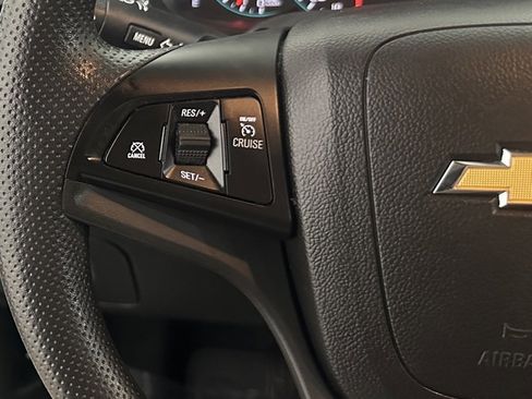 Certified 2022 Chevrolet Trax LS w/ Tint and Cruise Package image 11