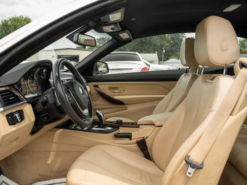 Used 2014 BMW 428i xDrive Convertible AWD/4WD image 11