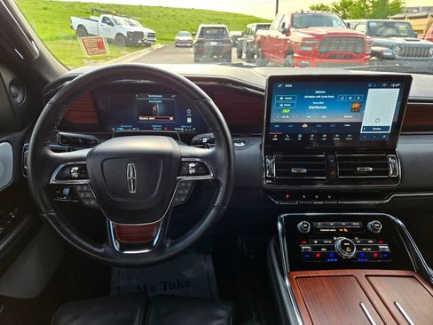 Used 2024 Lincoln Navigator L Reserve AWD/4WD image 15