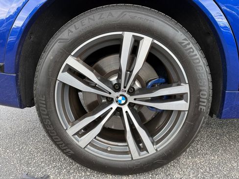 Certified 2026 BMW X7 M60i w/ Executive Package AWD/4WD image 17