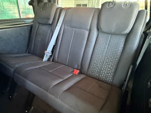 Used 2017 Ford Expedition XLT image 27