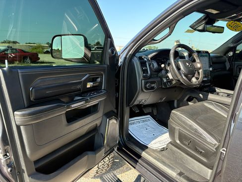 Used 2022 RAM 2500 Limited AWD/4WD image 22