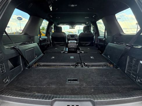 Used 2021 Ford Expedition Limited AWD/4WD image 12