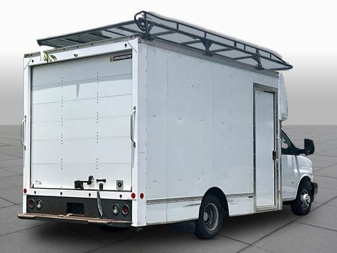 Used 2021 Chevrolet Express 3500 w/ Power Convenience Package RWD image 11