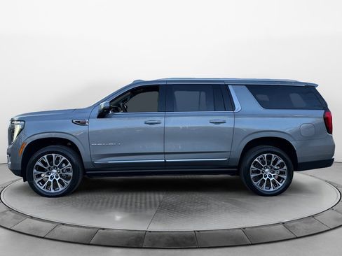 New 2026 GMC Yukon XL Denali w/ Sun & Power Step Package image 4