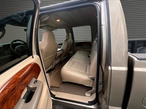 Used 2003 Ford F350 XL image 22