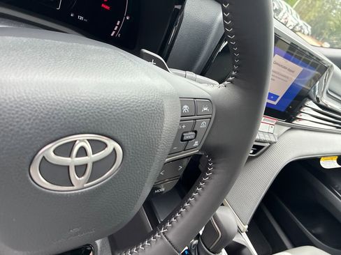 New 2026 Toyota Camry SE FWD image 22