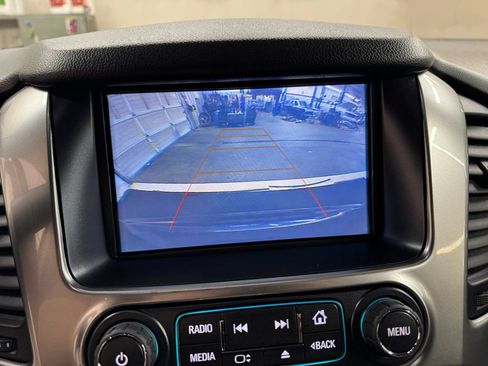 Used 2019 Chevrolet Suburban LT AWD/4WD image 24
