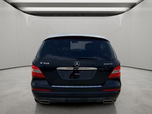 Used 2012 Mercedes-Benz R 350 BlueTEC 4MATIC image 4
