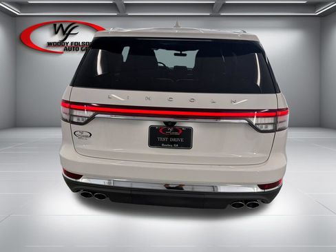 Used 2024 Lincoln Aviator Reserve w/ Equipment Group 201A RWD image 7