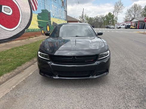 Used 2022 Dodge Charger SXT image 9