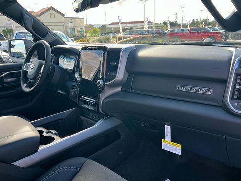 New 2026 RAM 1500 4x4 Crew Cab image 11