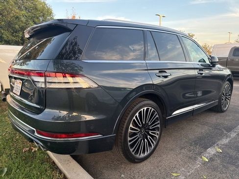 Used 2023 Lincoln Aviator Black Label w/ Dynamic Handling Package image 3