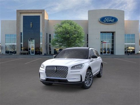 New 2026 Lincoln Corsair Premiere image 2