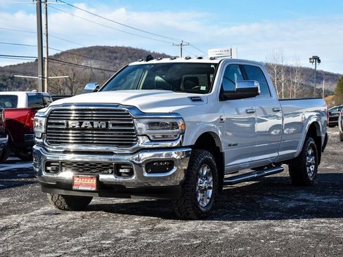 Certified 2022 RAM 3500 Laramie image 7