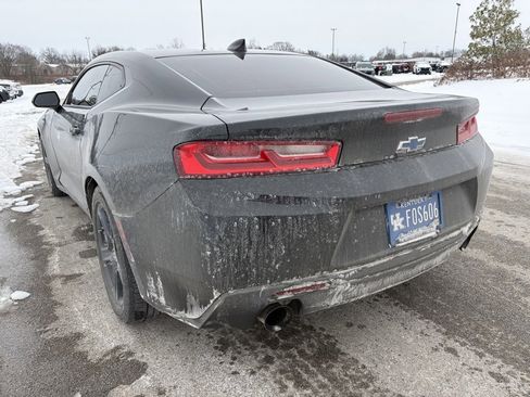 Used 2018 Chevrolet Camaro LT image 4