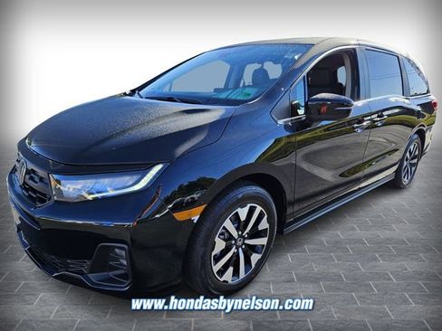 New 2026 Honda Odyssey EX-L image 3