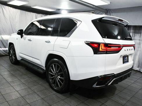 Used 2024 Lexus LX 600 F Sport image 4