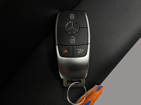 Certified 2025 Mercedes-Benz GLS 450 4MATIC image 34