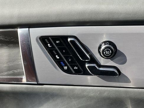 New 2026 Cadillac Vistiq Premium Luxury AWD/4WD image 23