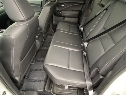 Used 2025 Honda Ridgeline RTL+ image 13