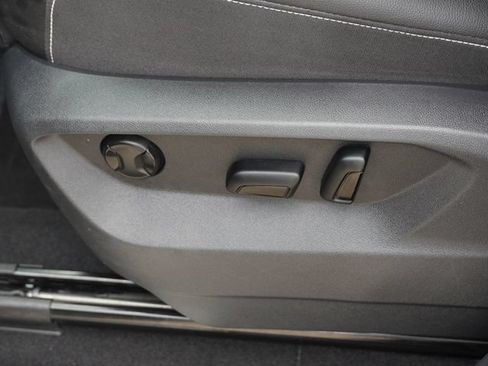 Used 2026 Volkswagen Atlas SE FWD image 21