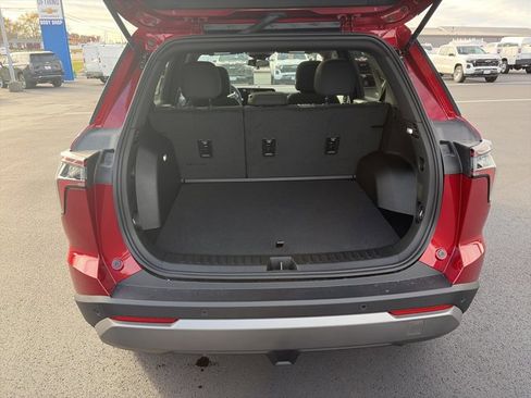 Used 2025 Chevrolet Equinox LT image 5