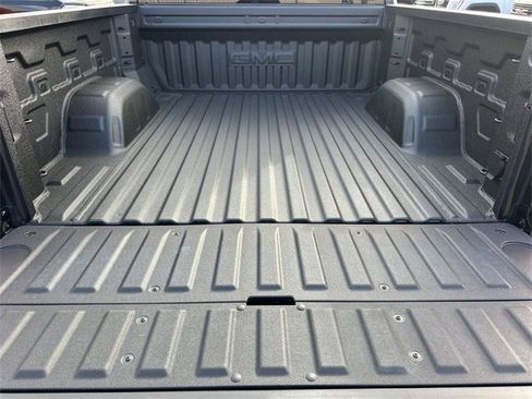 New 2026 GMC Sierra 1500 Elevation w/ LPO, Elevation Black Package image 26