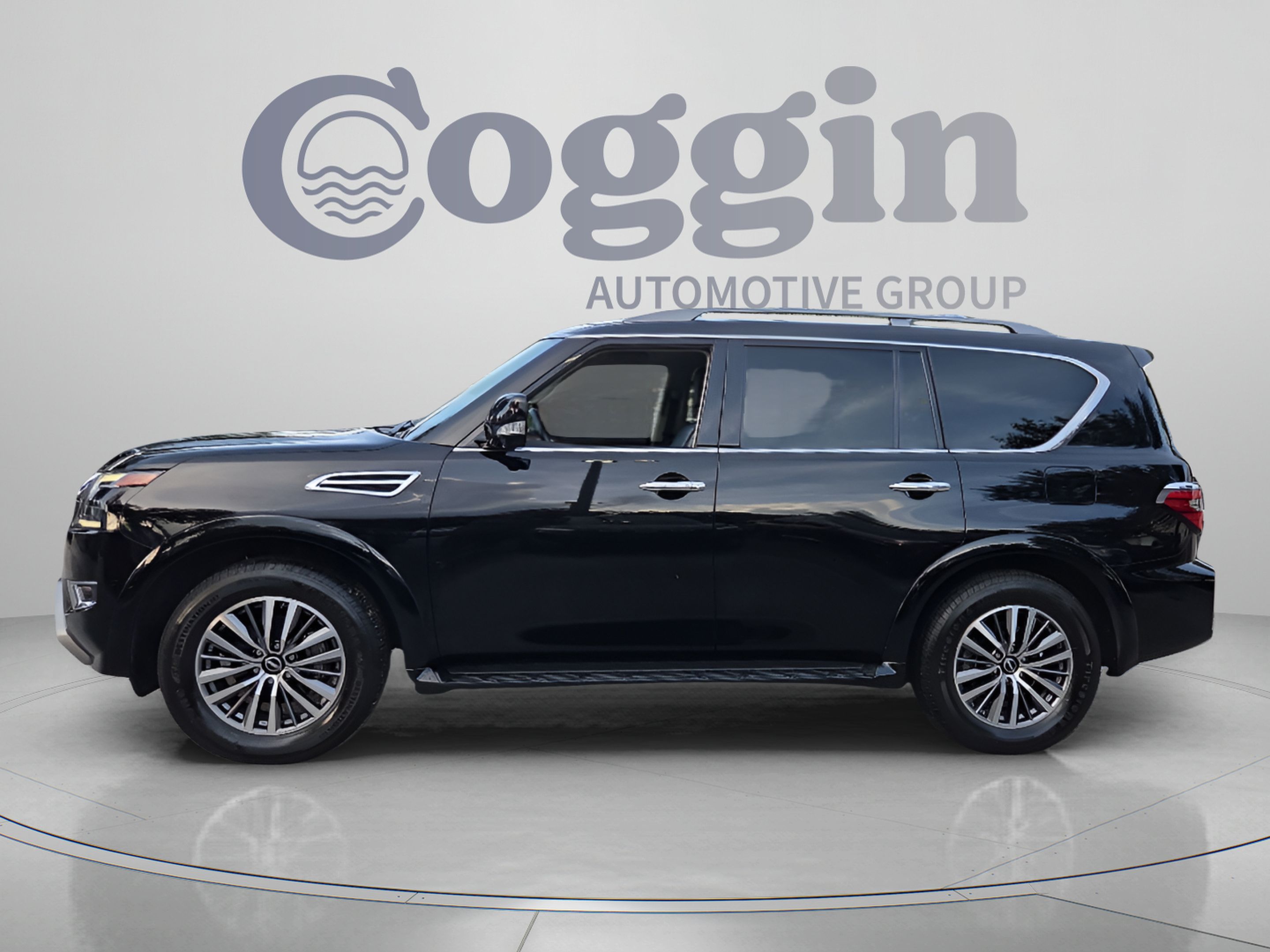 Used 2023 Nissan Armada SL w/ Cargo Package RWD image 2