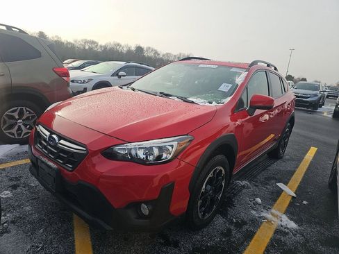 Used 2021 Subaru Crosstrek 2.0i Premium w/ Moonroof Package image 1