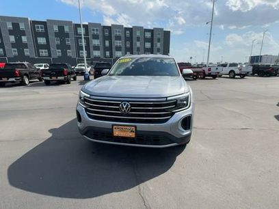 Used 2025 Volkswagen Atlas SE