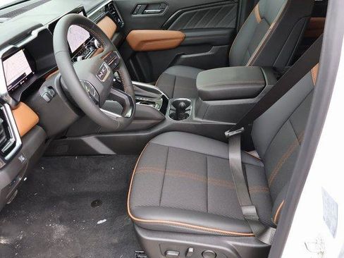 New 2026 GMC Canyon AT4 image 37