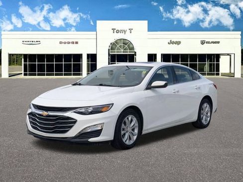 Used 2024 Chevrolet Malibu LT FWD image 3