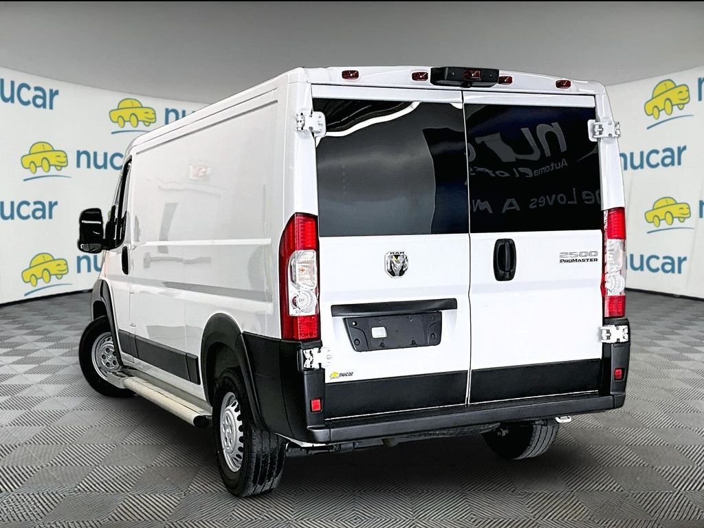 Used 2025 RAM ProMaster 2500 w/ U-Haul Equipment Group FWD image 4