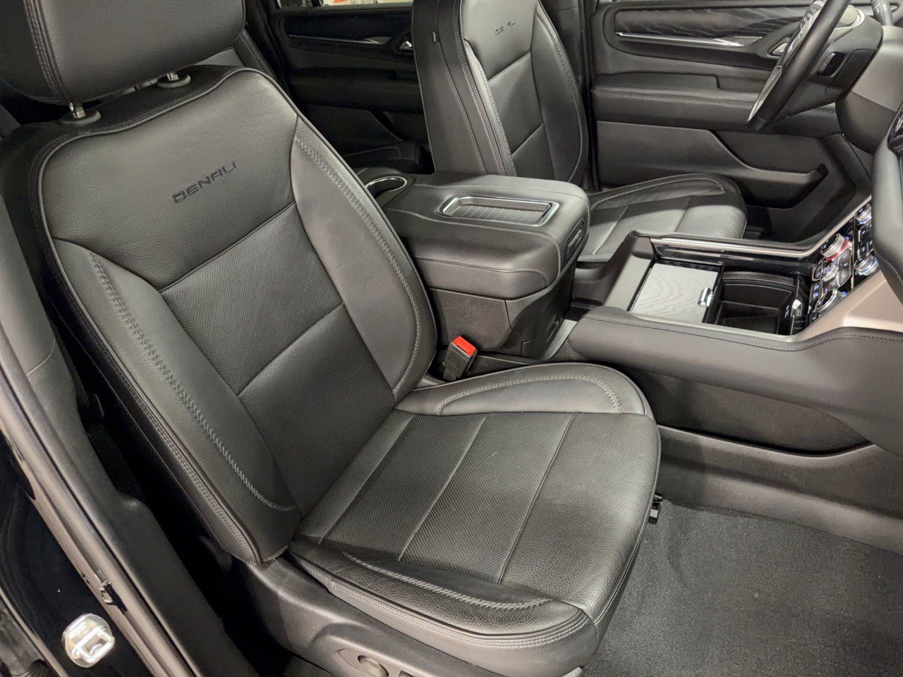 Used 2022 GMC Yukon XL Denali w/ Max Trailering Package RWD image 30