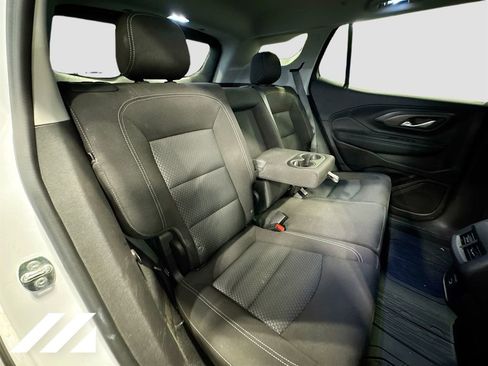 Used 2024 GMC Terrain SLE w/ Driver Convenience Package AWD/4WD image 29