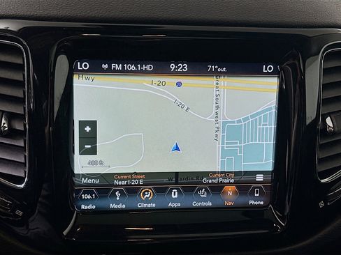 Used 2018 Jeep Compass Limited w/ Navigation Group AWD/4WD image 22