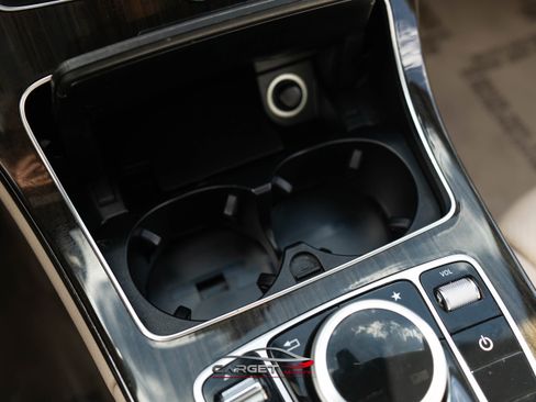 Used 2018 Mercedes-Benz C 300 300 4MATIC AMG Package image 29