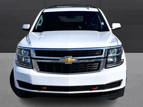 Used 2018 Chevrolet Suburban LS w/ All-Season Package image 3